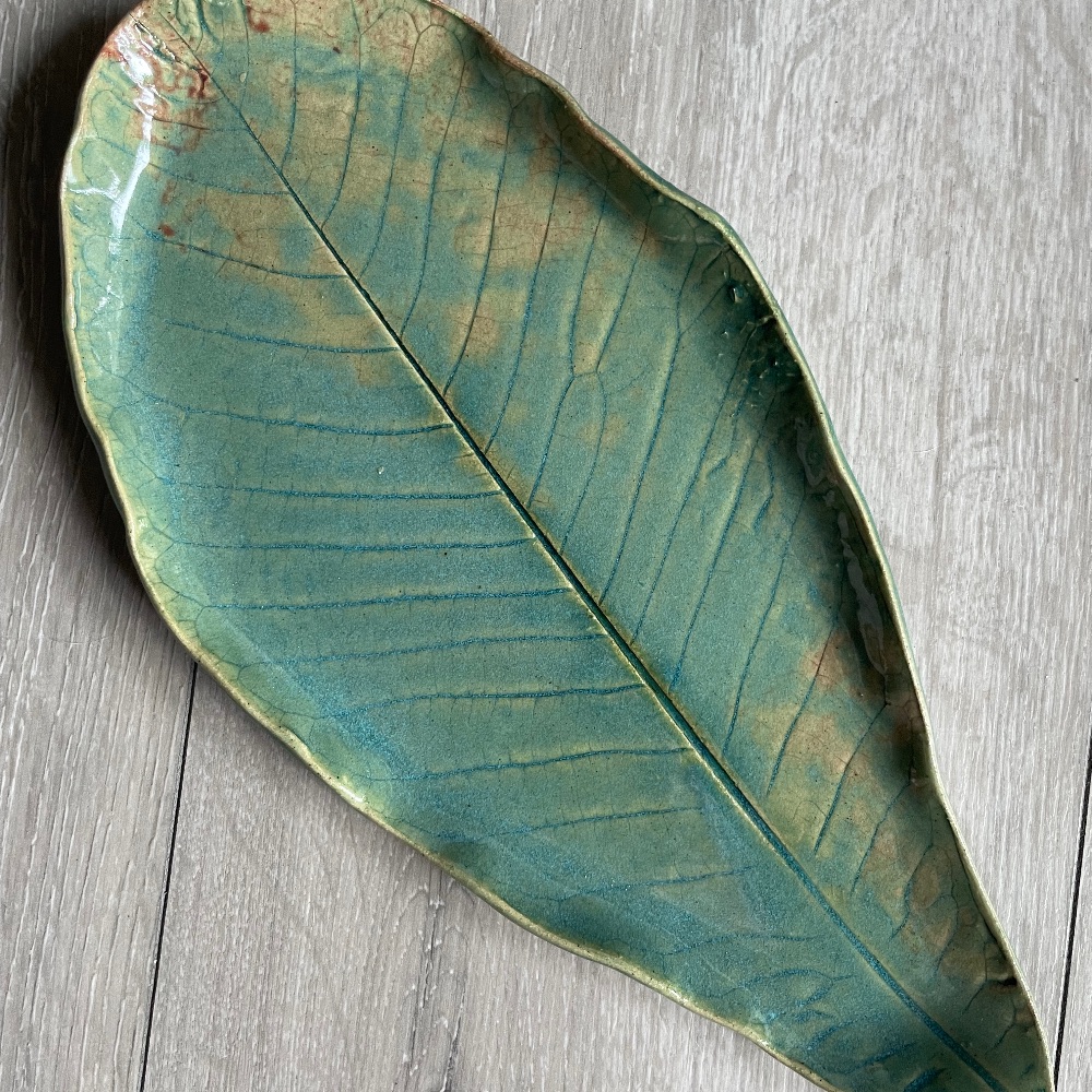 Velad Plate Leaf