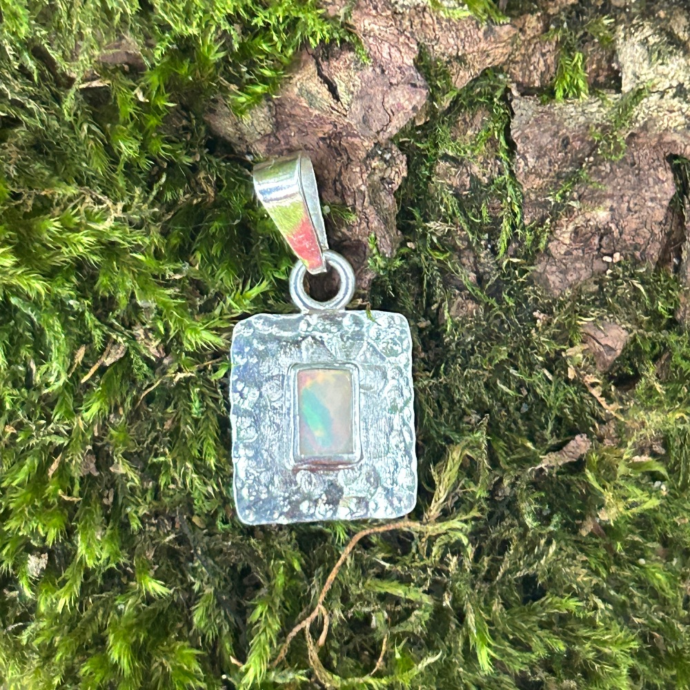 Tarob Opal & 925 silver pendant