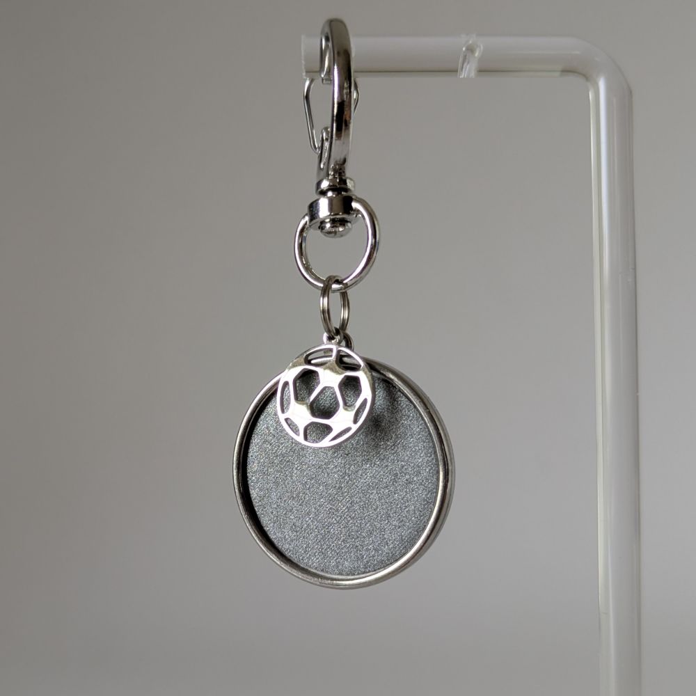 Soccerball Reflector