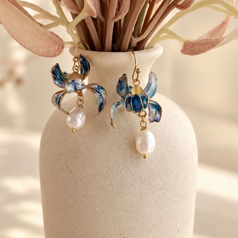 Iris Dangle Earrings — photo 4