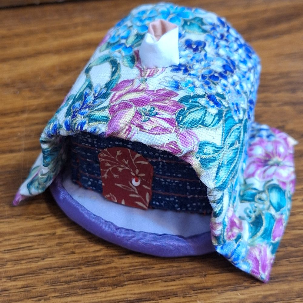 PWU Cottage Gift Box