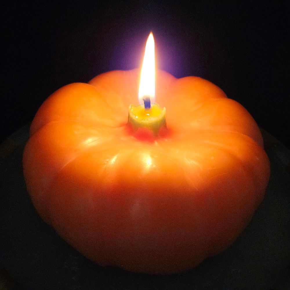 Beeswax Extra Large Pumpkin Candle