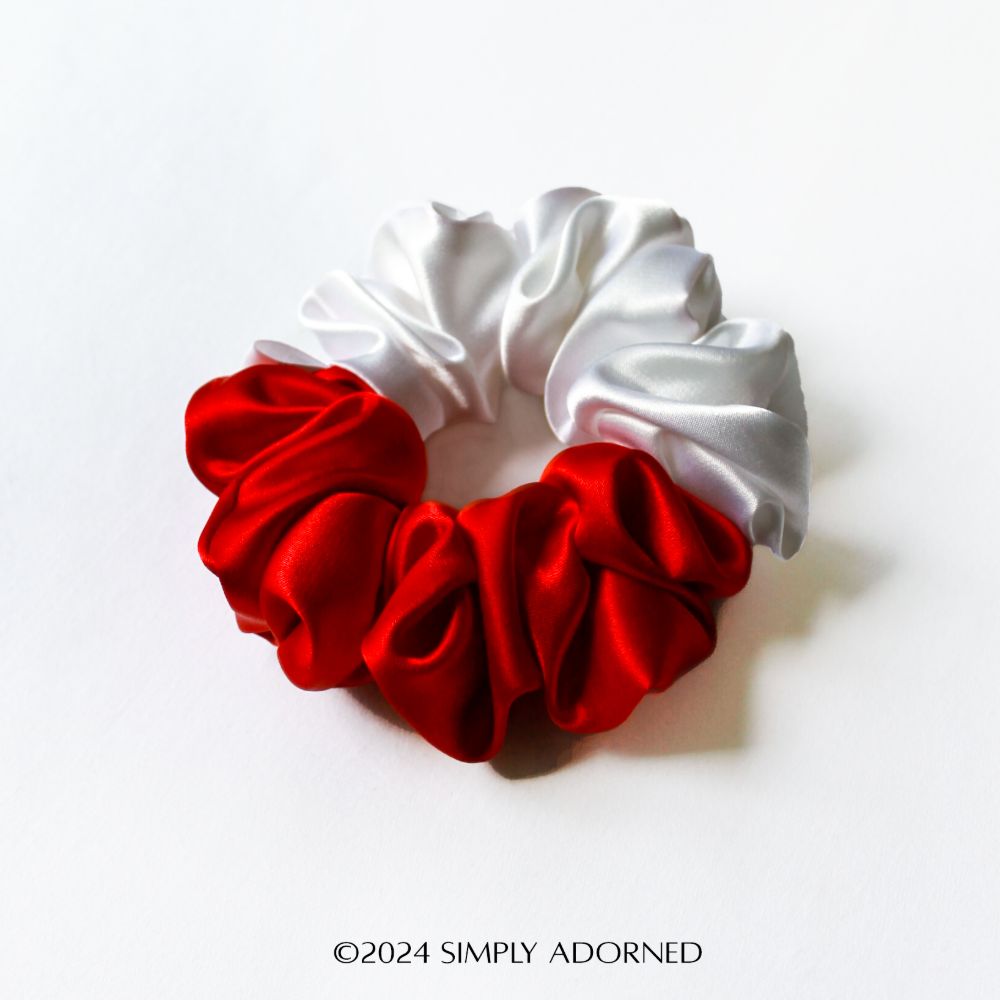 Canadian Scrunchie