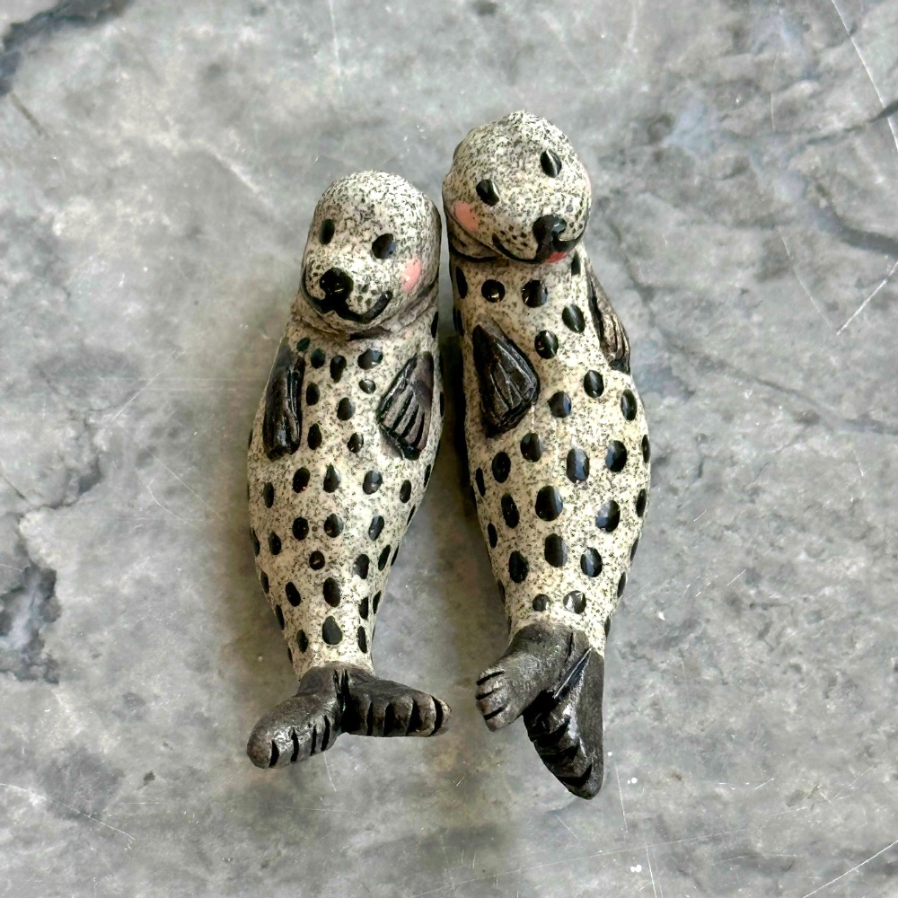 Sassy Seal Fridge Magnet — photo 5