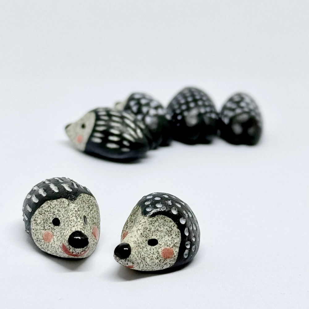 Sassy Hedgehog Fridge Magnet — photo 4