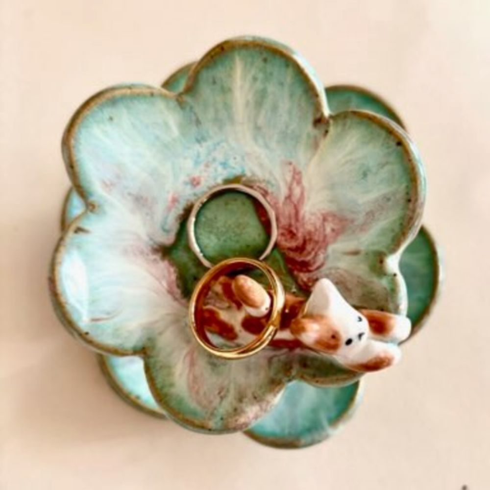Sakura Two-Tier Blossom Trinket Dish Turquoise w Cat — photo 3