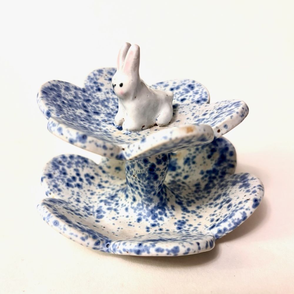 Sakura Two-Tier Blossom Trinket Dish Blue Speckle w Rabbit — photo 2