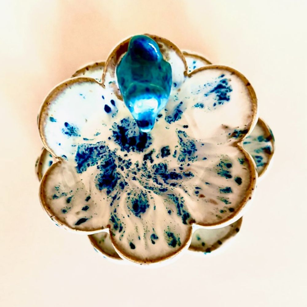 Sakura Two-Tier Blossom Trinket Dish Blue Speckle w Bird — photo 3