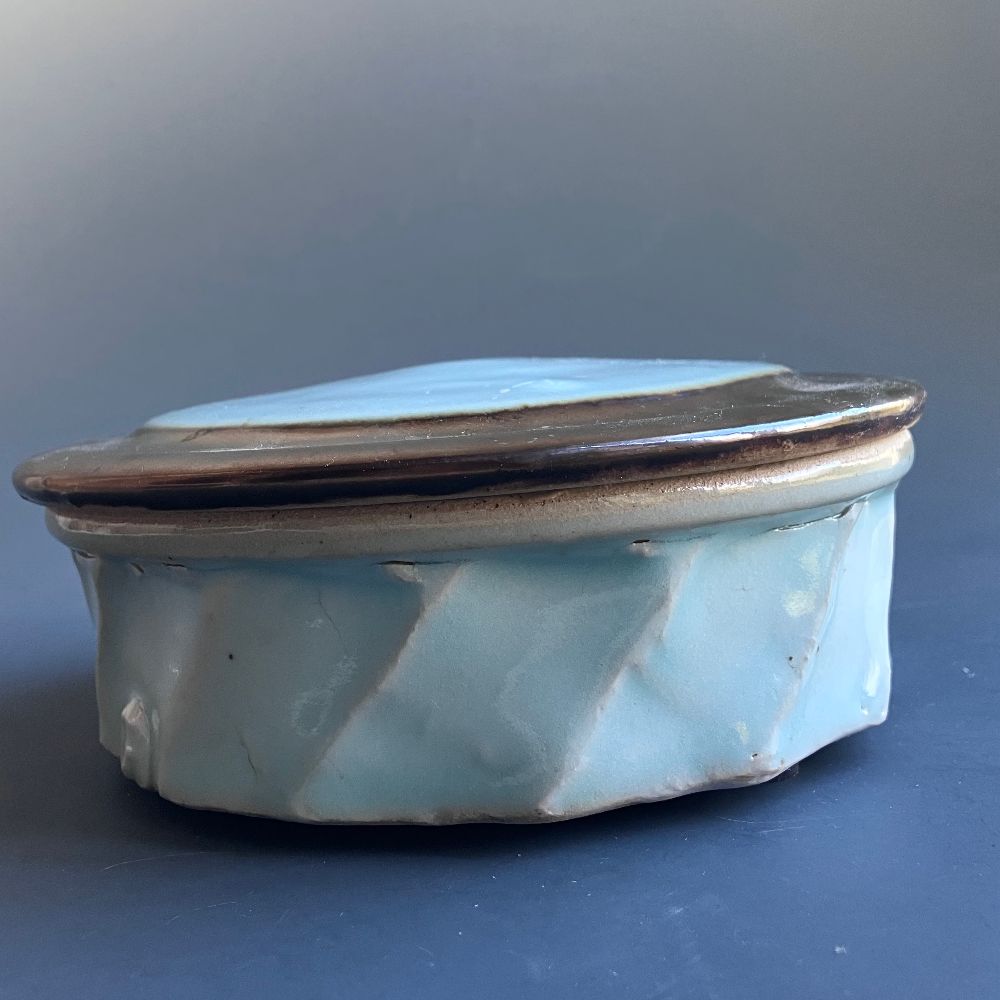 faceted jar