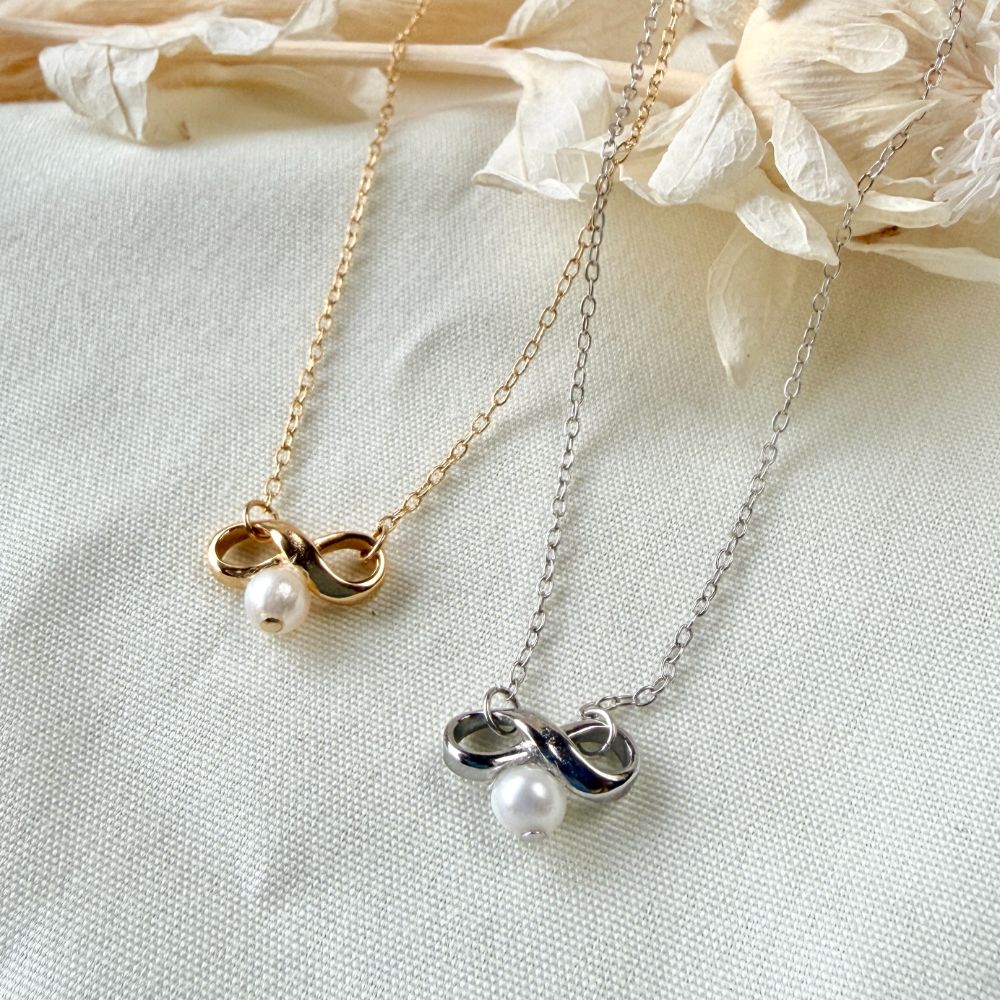 Infiniti Necklace With Freshwater Pearl (45cm)