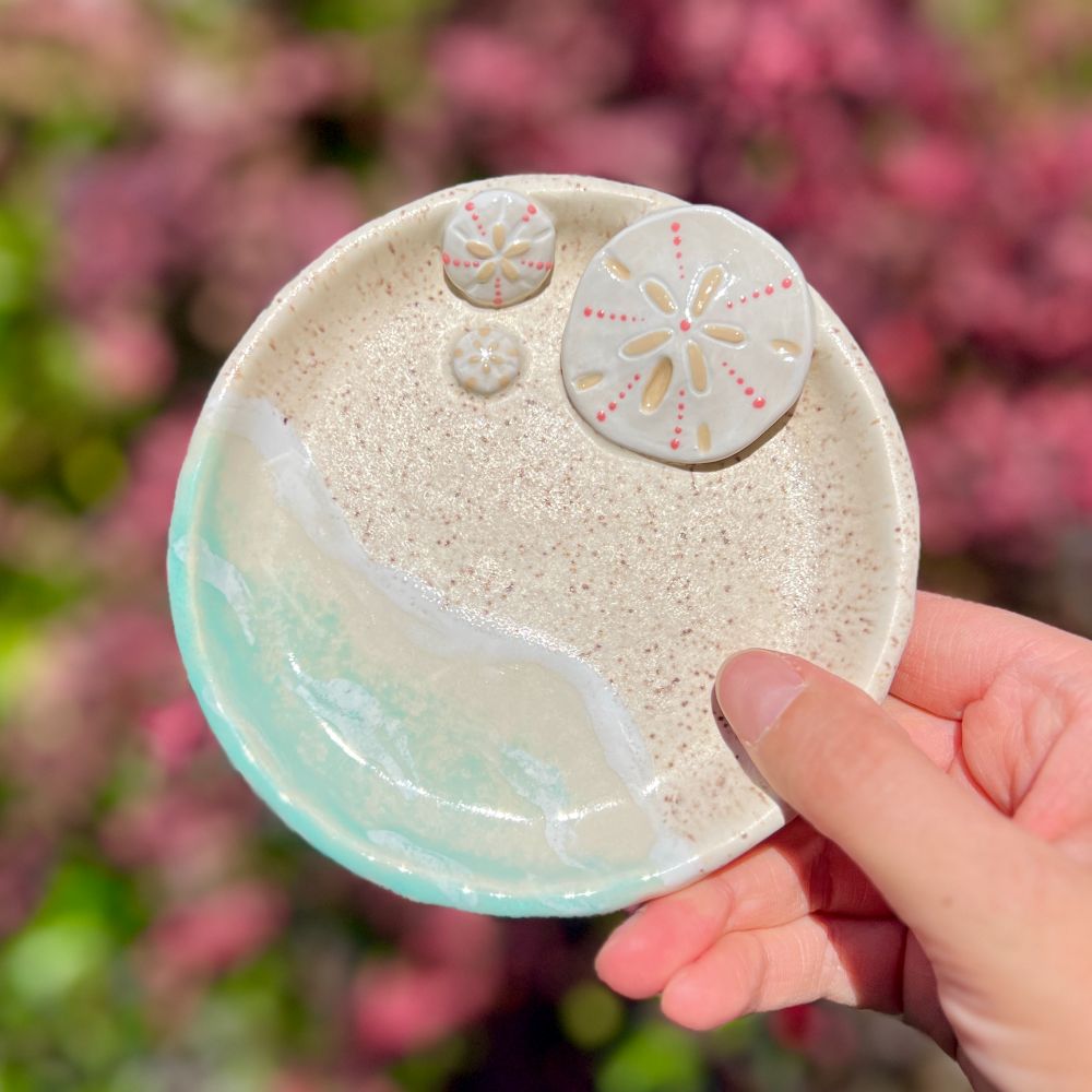Decorated trinket dish